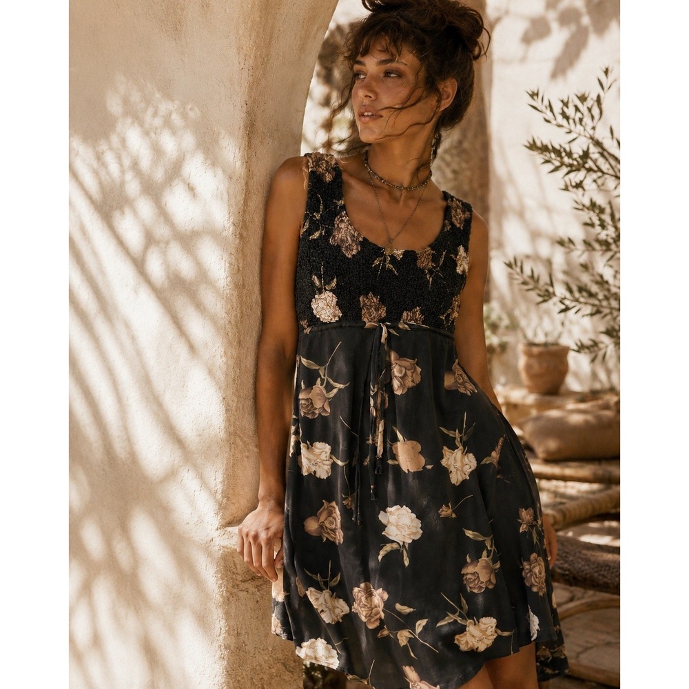 Up Front Vintage 90s Black Floral‎ Smocked Sleeveless Babydoll Dress Medium USA